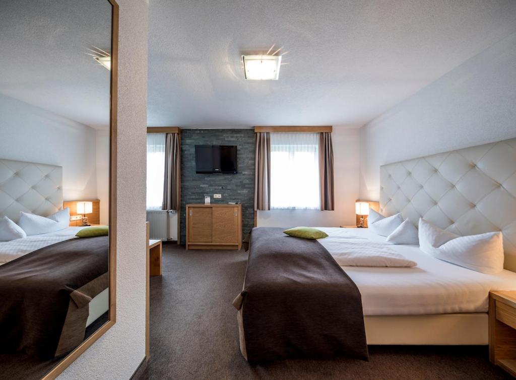 Post Hotel Paznaun See Eksteriør billede